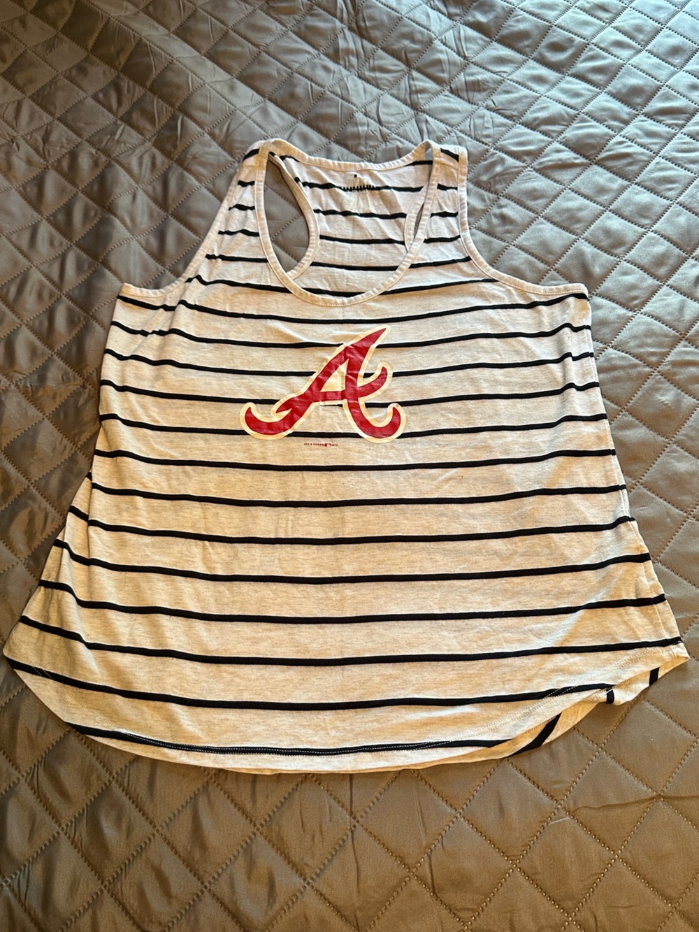 MLB Genuine Merchandise Atlanta Braves Striped Racerback Tank Top Women’s Large